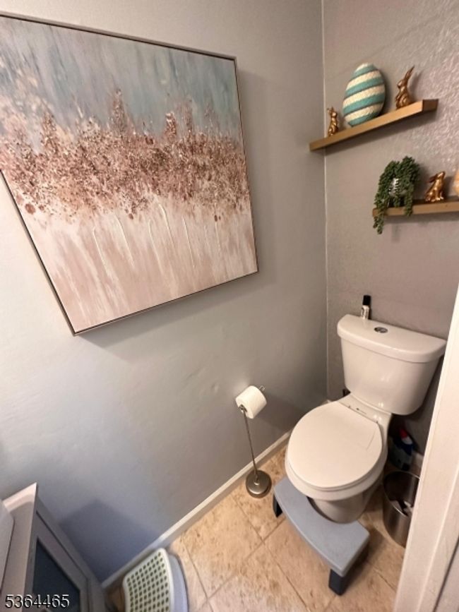 263 Resnik Ct, House other with 3 bedrooms, 2 bathrooms and null parking in Somerset NJ | Image 12