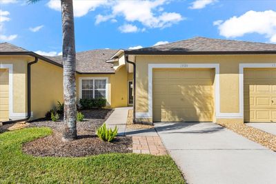 13321 Ashbark Court, House other with 2 bedrooms, 2 bathrooms and null parking in Riverview FL | Image 3