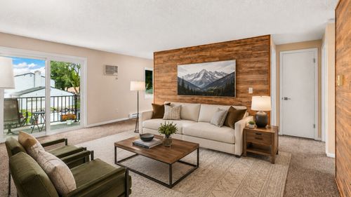 2s-236 3rd Ave W, Kalispell, MT, 59901-4400 | Card Image
