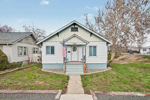 1527 11th Avenue, Lewiston, ID, 83501 | Card Image