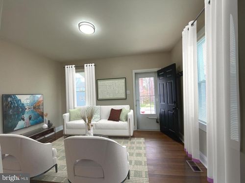 117 E Washington Ave, Clifton Hts, PA, 19018-2332 | Card Image