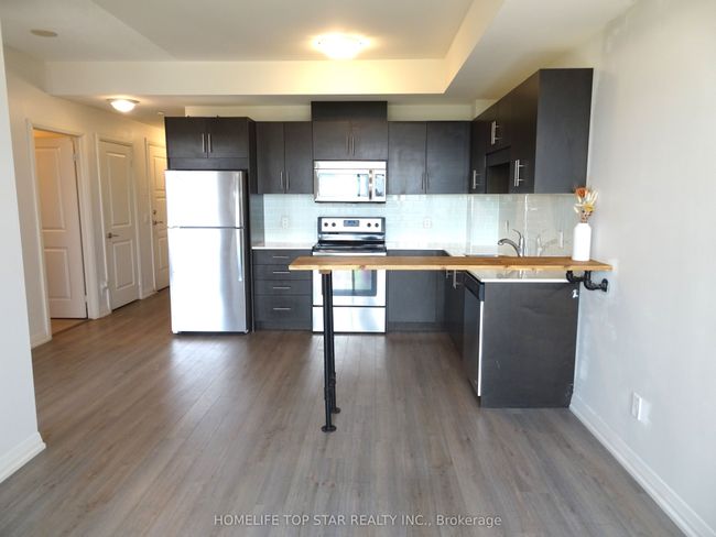 1201 - 9506 Markham Rd, Condo with 2 bedrooms, 1 bathrooms and 1 parking in Markham ON | Image 8