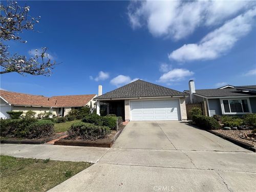 13459 Felson St, Cerritos, CA, 90703-8910 | Card Image