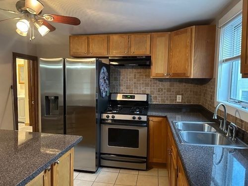 apt-1-34 Perkins St, Gloucester, MA, 01930-3981 | Card Image