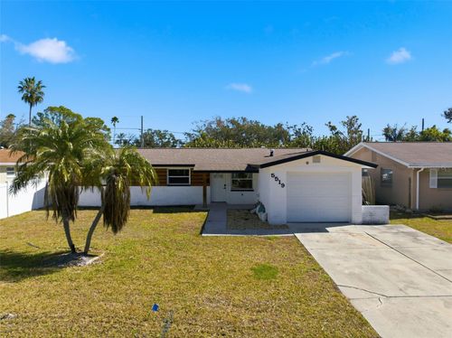 5519 Denver St Ne, ST PETERSBURG, FL, 33703-1849 | Card Image