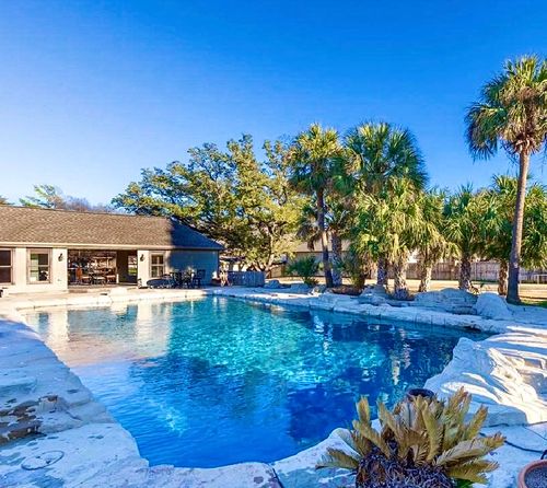 311 Oleander Drive, Marble Falls, TX, 78654 | Card Image