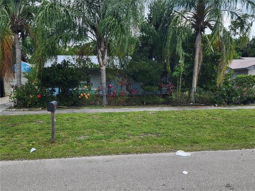 1226 N 18th St, Immokalee, FL, 34142-2146 | Card Image