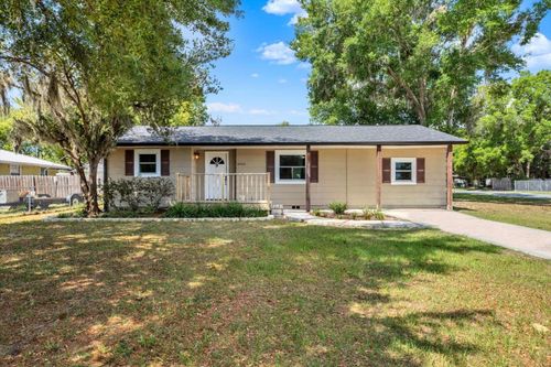 5923 14th St, Zephyrhills, FL, 33542-3637 | Card Image