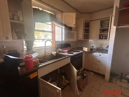 6831-6831 Massachusetts Dr, LAKE WORTH, FL, 33462-3837 | Card Image