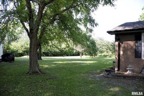 3227 Clarendon Dr, Springfield, IL, 62704-5511 | Card Image