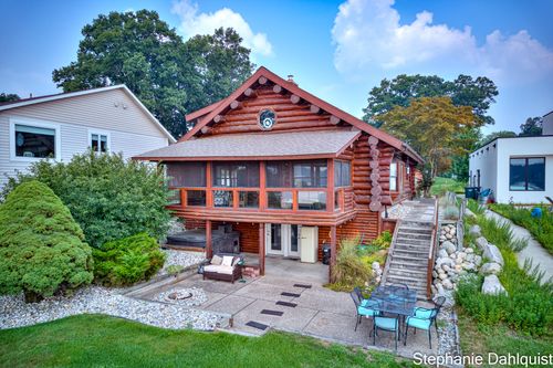 1601 Westwind Ct, Muskegon, MI, 49445-2345 | Card Image