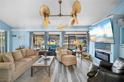 27126 Harbor Dr, BONITA SPRINGS, FL, 34135-4327 | Card Image