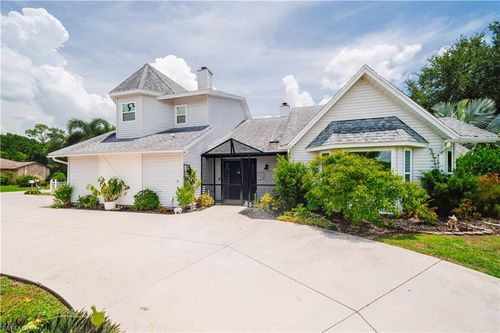 123 Edward Ave, LEHIGH ACRES, FL, 33936-1611 | Card Image