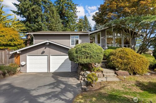 10728 196th St, Bothell, WA, 98011-2423 | Card Image