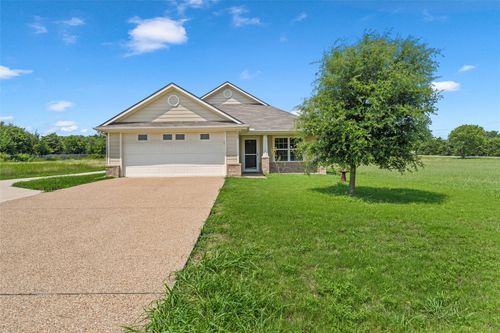 637 Hoffmeyer Ln, Robinson, TX, 76706-5550 | Card Image
