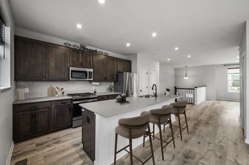 unit-c-8698 London Cir Ne, Blaine, MN, 55449-7422 | Card Image