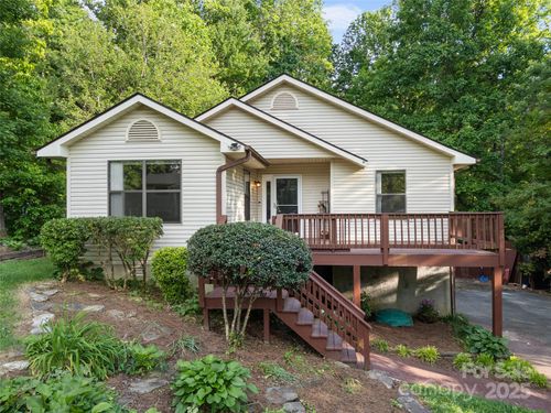 100 Tarragon Pl, Flat Rock, NC, 28731-8513 | Card Image