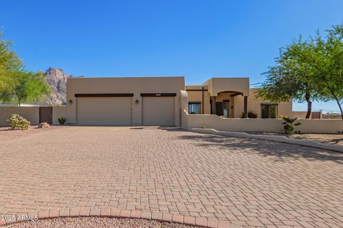 945 N Mountain View Rd, Apache Junction, AZ, 85119-9648 | Card Image