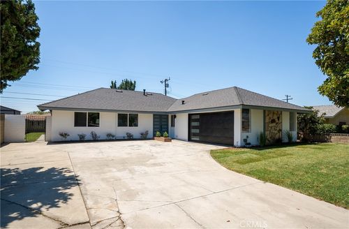 4361 Berkeley St, Montclair, CA, 91763-2617 | Card Image