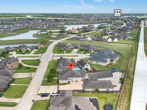 38 Palmero Way, Manvel, TX, 77578-4876 | Card Image