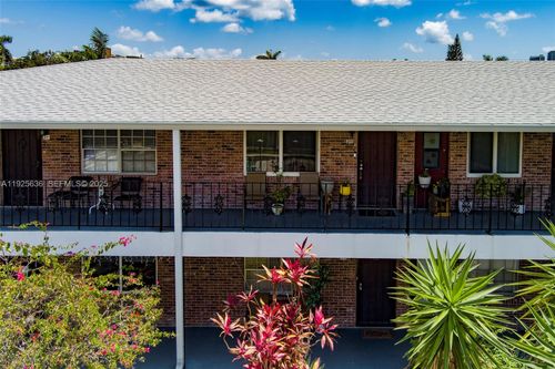 apt-210-1050 Atlantic Shores Blvd, Hallandale Beach, FL, 33009-2640 | Card Image