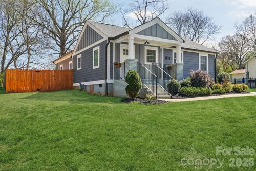 1821 Garibaldi Ave, Charlotte, NC, 28208-5045 | Card Image