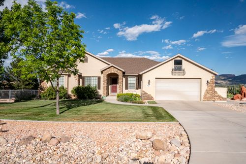 731 S 800 E, New Harmony, UT, 84757-7751 | Card Image