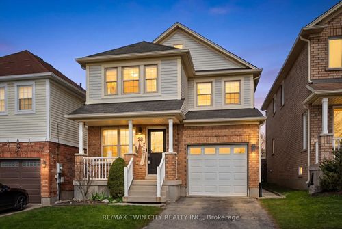 28 Griffiths Ave, Cambridge, ON, N1P1J7 | Card Image