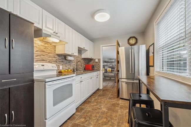 5 Vimy St, House other with 4 bedrooms, 2 bathrooms and 4 parking in Cambridge ON | Image 10