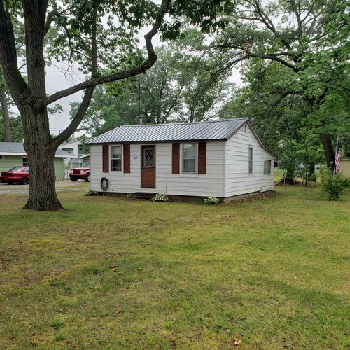 107 Sheridan Dr, Prudenville, MI, 48651-9748 | Card Image