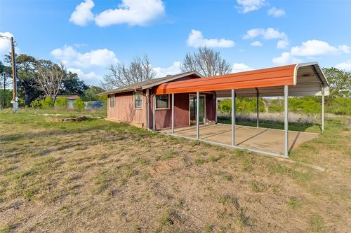950 County Road 221, Tow, TX, 78672-4936 | Card Image