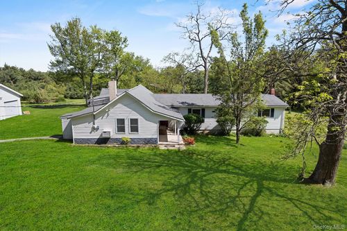 80 Hartwood Club Rd, Sparrow Bush, NY, 12780-5111 | Card Image