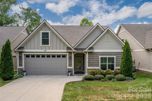 58 River Bend Ln, Fletcher, NC, 28732-9272 | Card Image