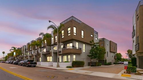 2563 State St, Carlsbad, CA, 92008-1624 | Card Image
