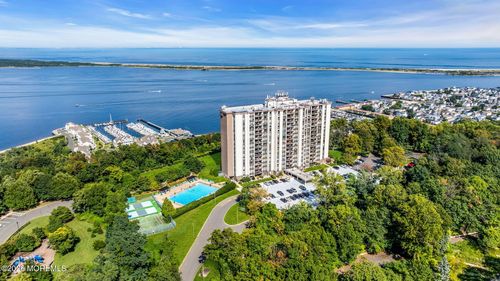 1012-1 Scenic Dr, Highlands, NJ, 07732-1329 | Card Image