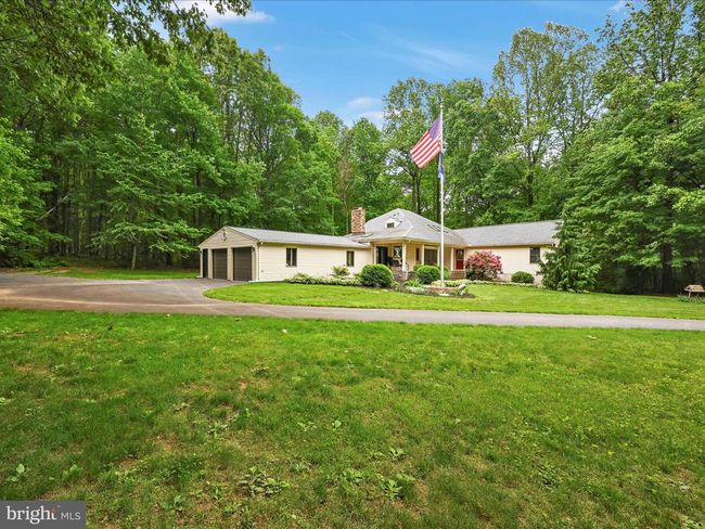 5150 Chestnut Grove Rd, House other with 5 bedrooms, 4 bathrooms and null parking in SPRING GROVE PA | Image 5