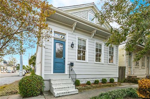 537 Napoleon Ave, New Orleans, LA, 70115-1546 | Card Image