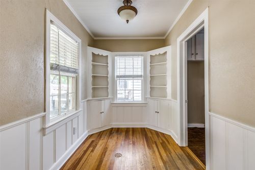 3021 Willing Ave, Fort Worth, TX, 76110-3449 | Card Image