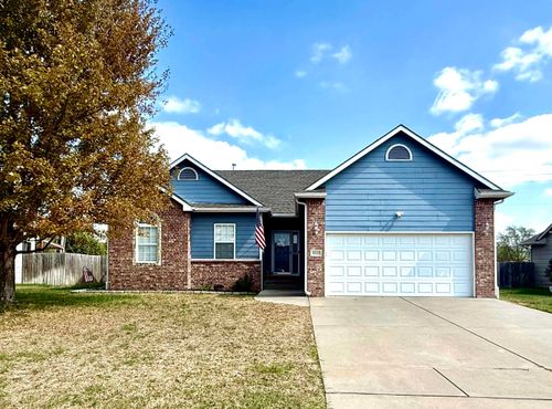 4222 N Dellrose Cir, Wichita, KS, 67220-2656 | Card Image