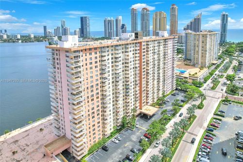 apt-311-251 174th St, Sunny Isles Beach, FL, 33160-3364 | Card Image
