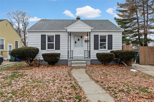 1081 Mill St, Lincoln Park, MI, 48146-2741 | Card Image