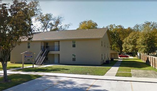 815 E Russell Ave, Welsh, LA, 70591-5115 | Card Image
