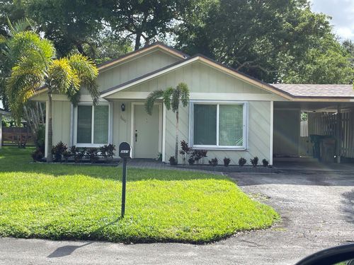 91-3660 E Bell Dr, Davie, FL, 33328-2610 | Card Image