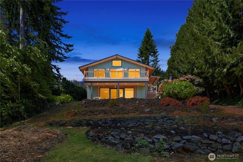 1313 Colchester Dr Se, Port Orchard, WA, 98366-8587 | Card Image