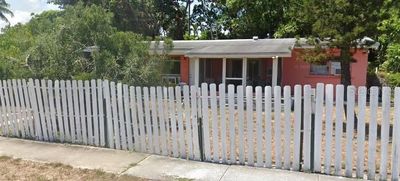 1001 Nw 13 Th Court, House other with 3 bedrooms, 1 bathrooms and null parking in FORT LAUDERDALE FL | Image 1