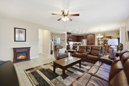 9532 Moss Hill Way, Sacramento, CA, 95829 | Card Image