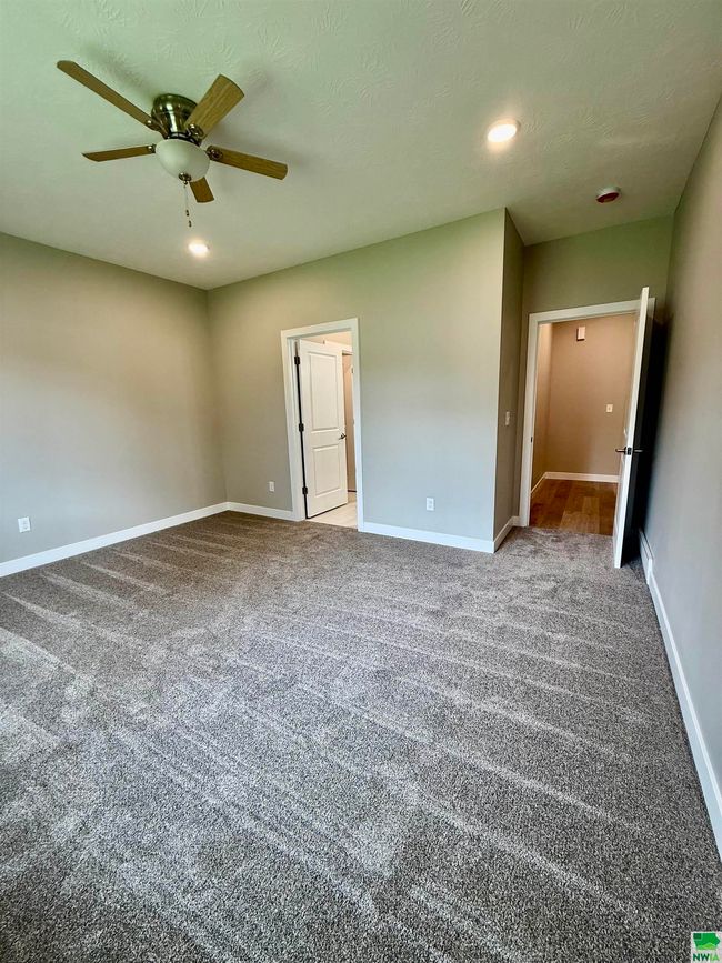 3421 Lafayette Ct, House other with 2 bedrooms, 2 bathrooms and null parking in Sioux City IA | Image 11