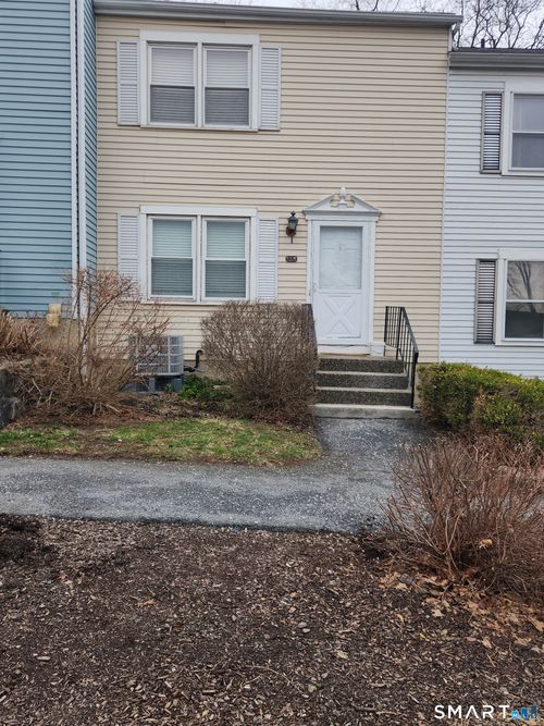 unit-12-4-55 Mill Plain Rd, Danbury, CT, 06811-5154 | Card Image