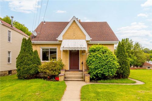 1811 Walnut St, Carnegie, PA, 15106-4051 | Card Image