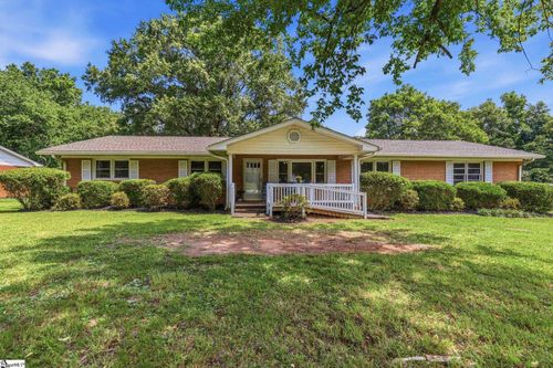 202 Flatwood Road, spartanburg, SC, 29303 | Card Image